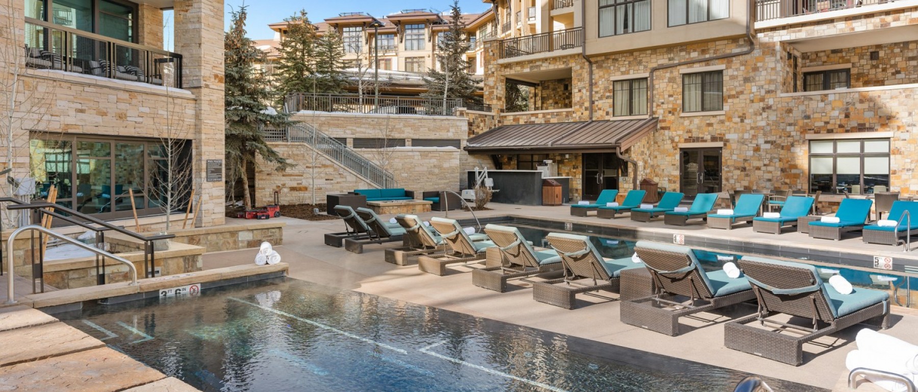 Viceroy Exterior 15