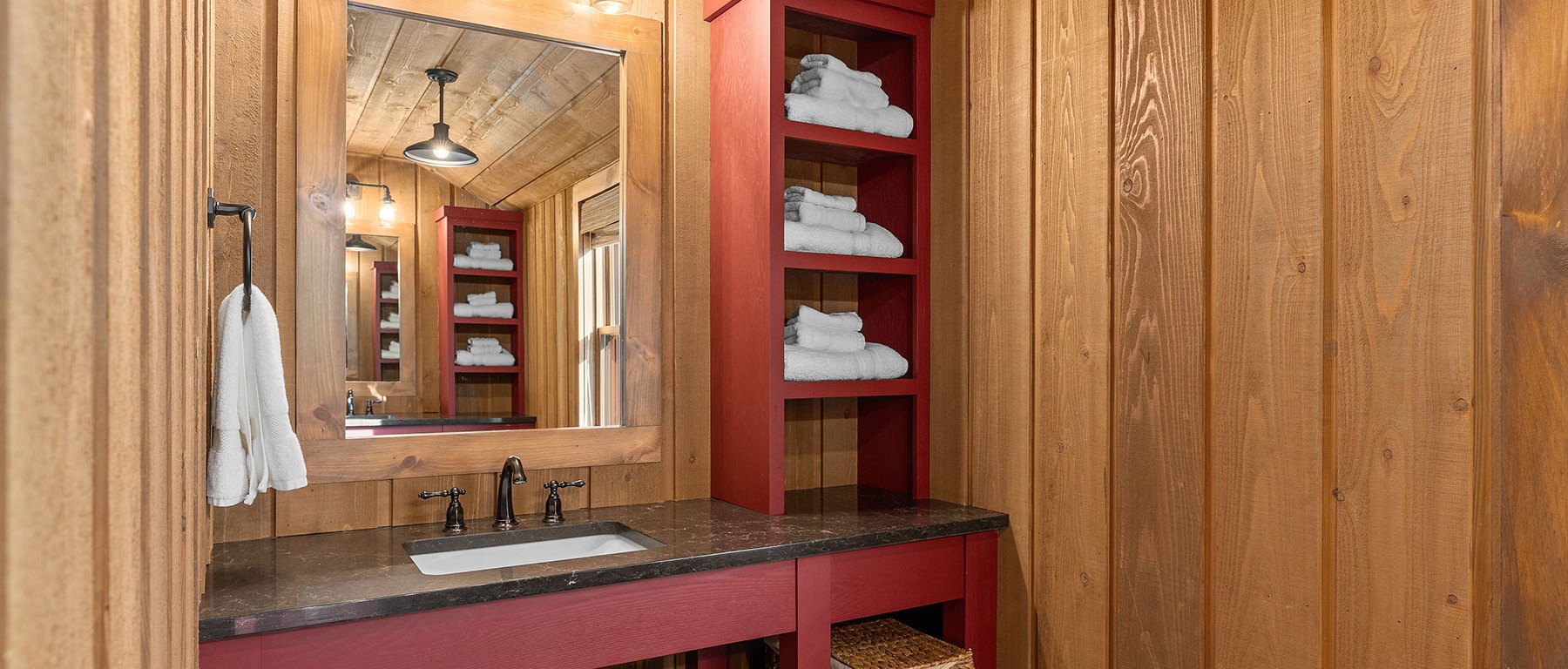 05 NorthCabin