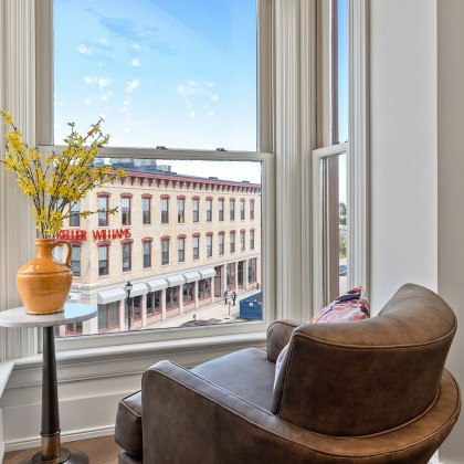 16 ZMO Condo
